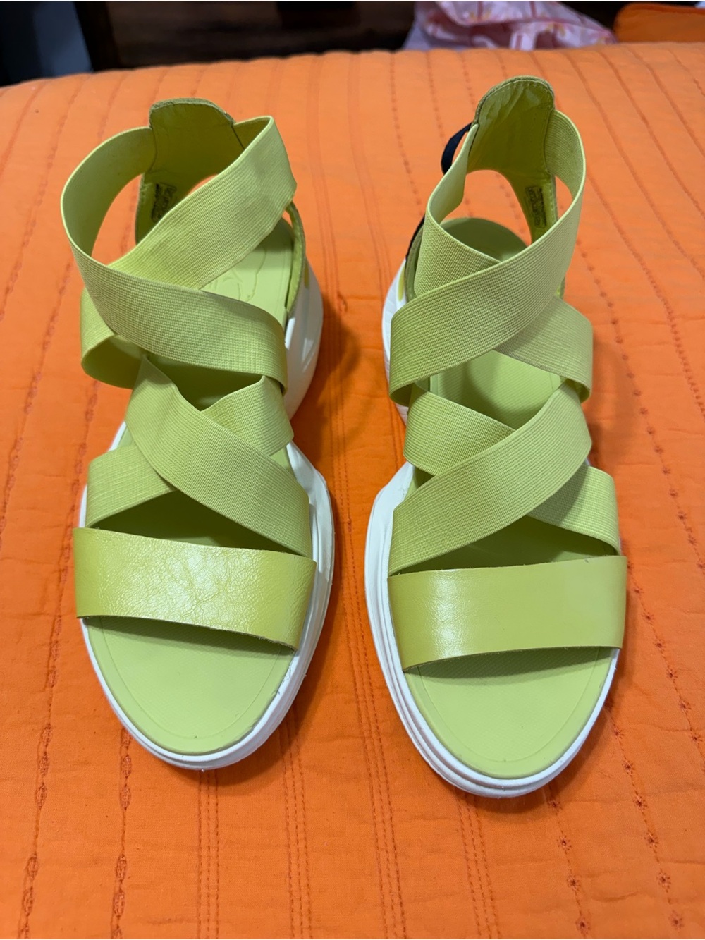 Sorel Lime Green Crisscross Strap Platform Sandals